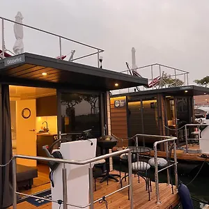 Casas Flotantes - Boatvillage Botel Ayamonte